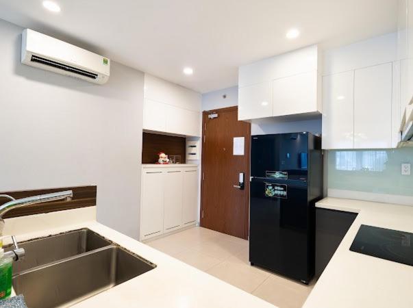 Can Ho 2 Pn Goldview - Luxury Sai Gon Хошимин Экстерьер фото